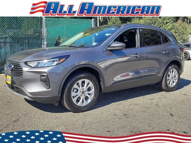 Certified 2024 Ford Escape Active w/ Tech Pack #1 AWD/4WD image 1