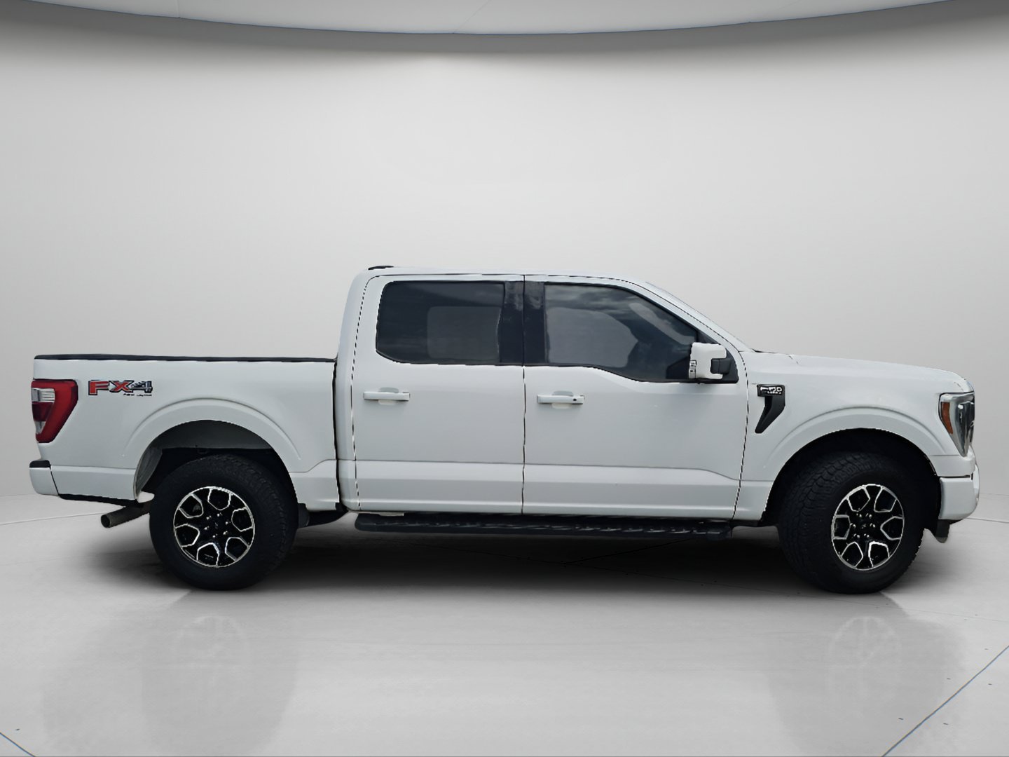 Certified 2022 Ford F150 Lariat w/ Equipment Group 502A High AWD/4WD image 26