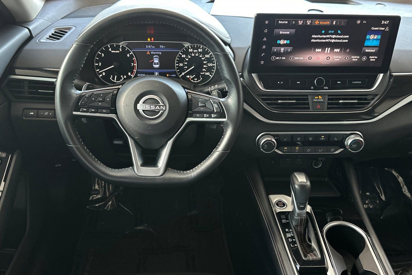 Used 2023 Nissan Altima 2.5 SR w/ SR Premium Package FWD image 13