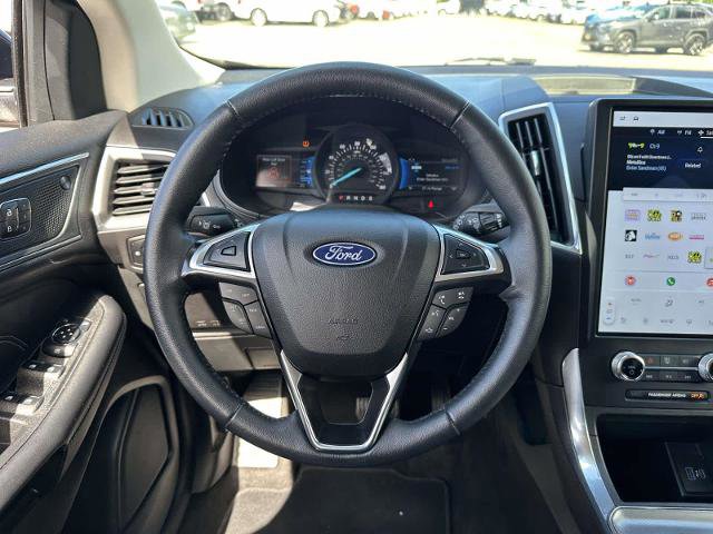 Certified 2024 Ford Edge Titanium image 13