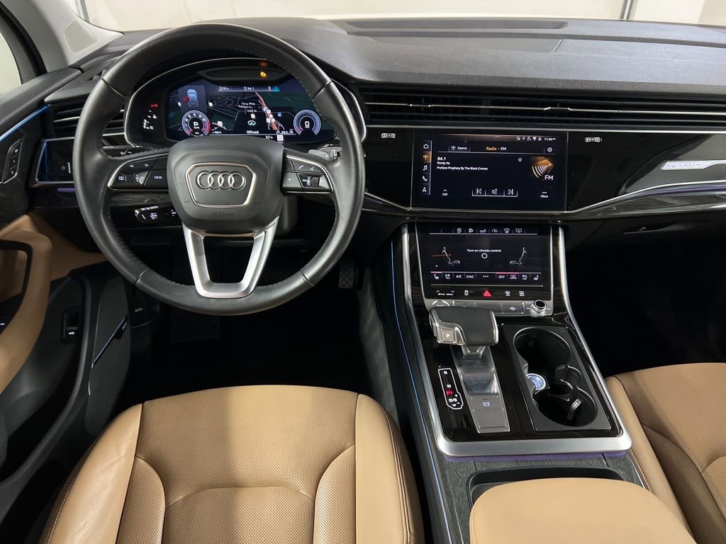 Used 2020 Audi Q7 3.0T Prestige image 8