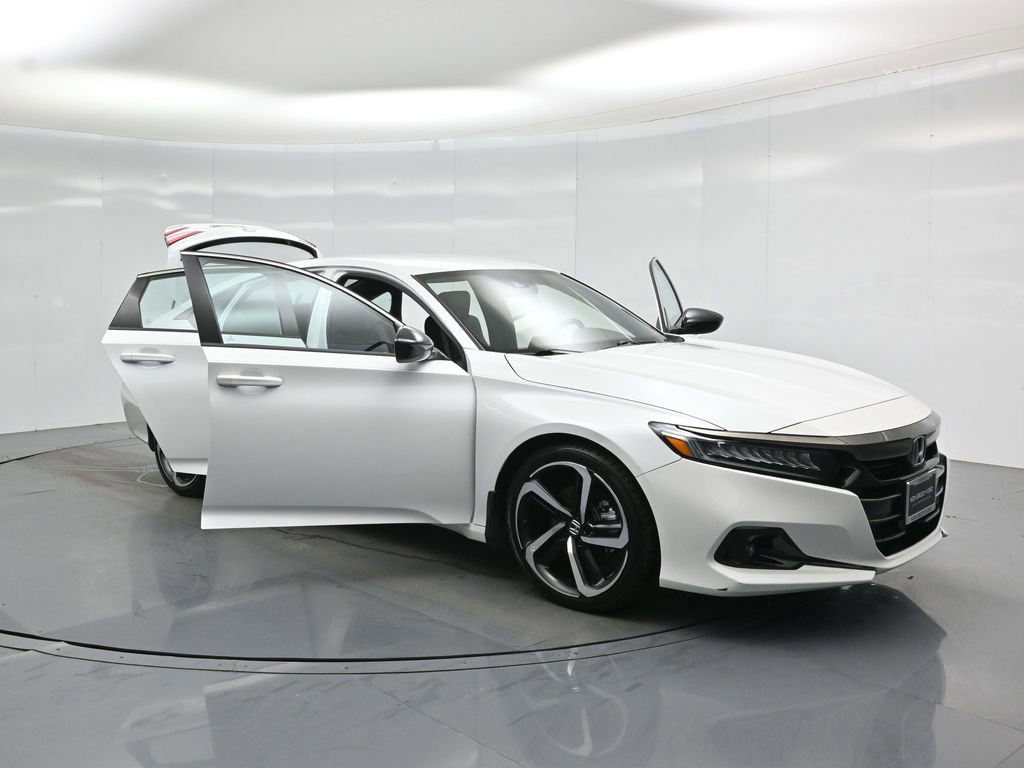Used 2022 Honda Accord Sport image 29