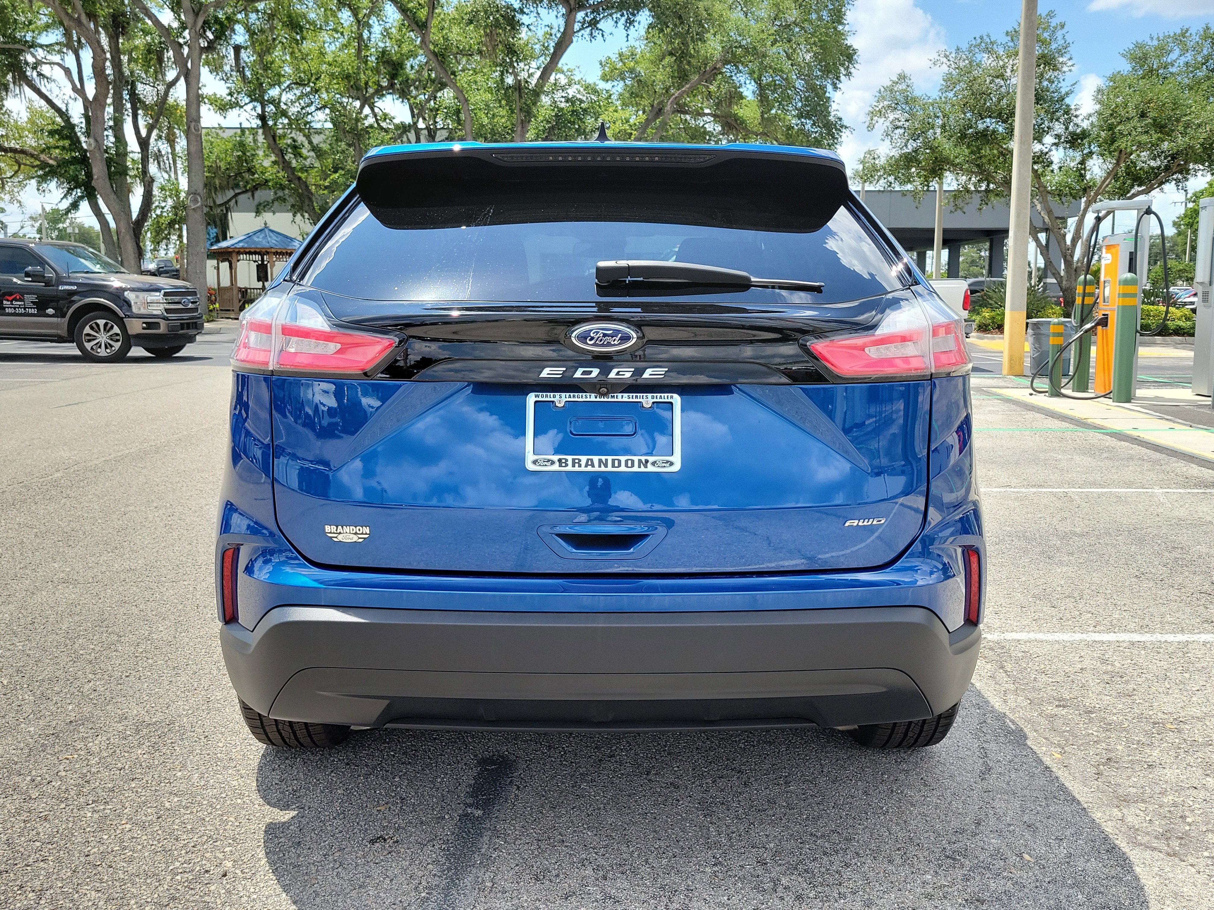 Certified 2024 Ford Edge SE AWD/4WD image 2