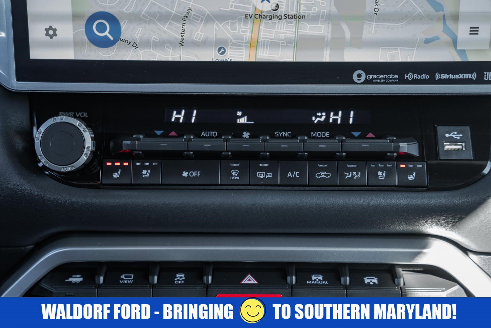 Used 2023 Toyota Tundra Platinum image 30