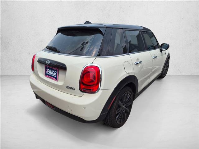 Used 2021 MINI Cooper 4-Door Hardtop FWD image 4