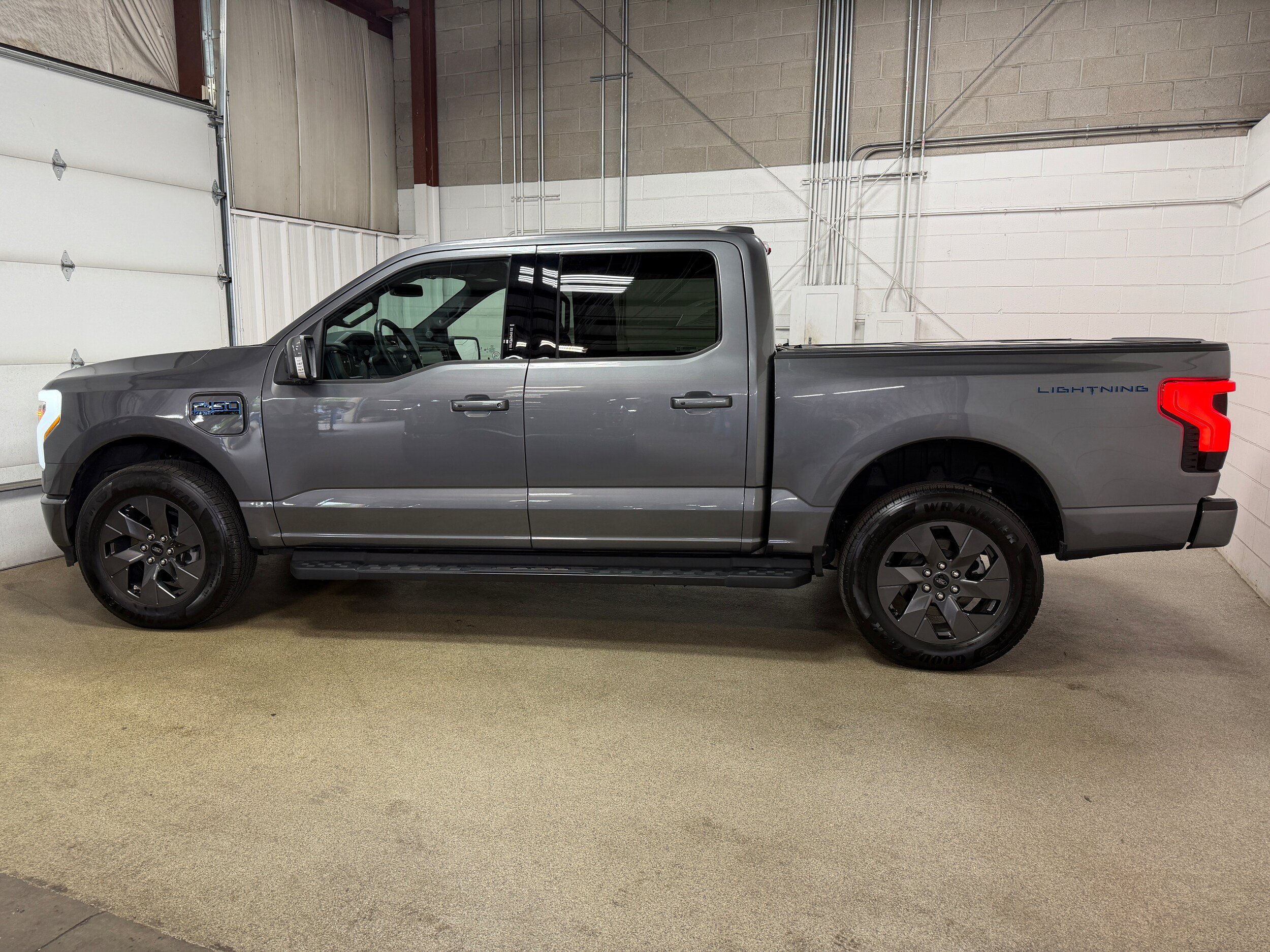 Certified 2024 Ford F150 Lightning Lariat AWD/4WD image 6