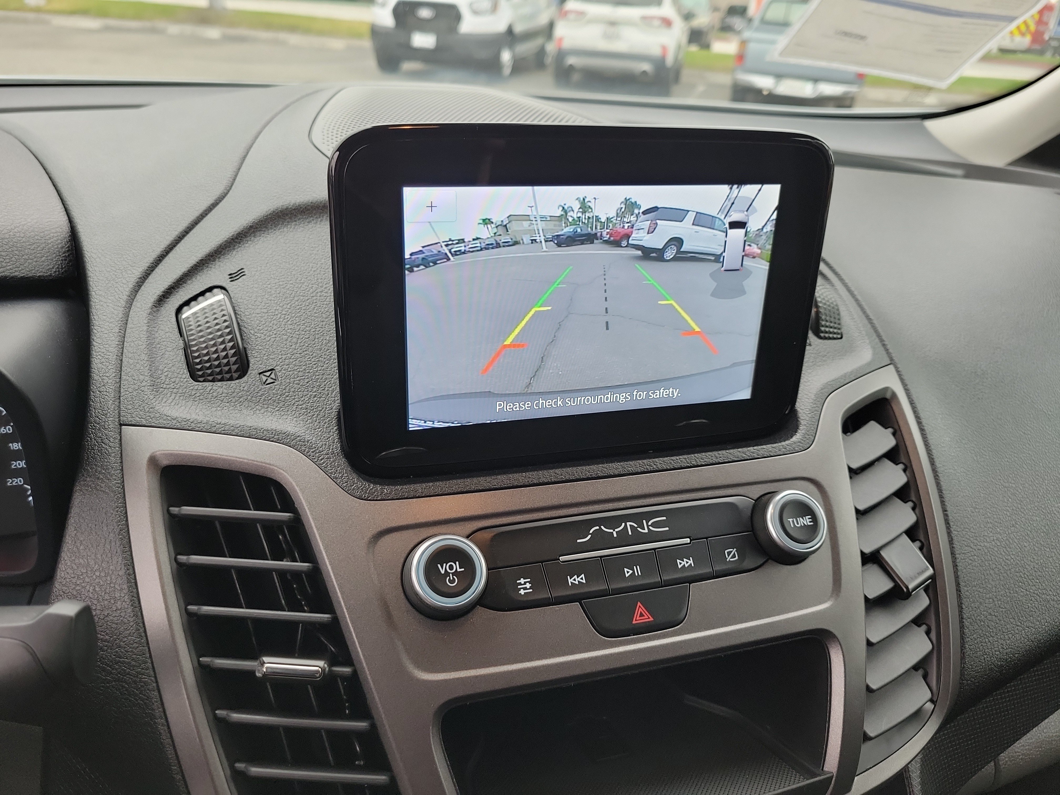 Certified 2022 Ford Transit Connect XLT FWD image 9