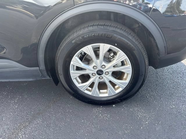 Certified 2026 Ford Escape Active FWD image 10
