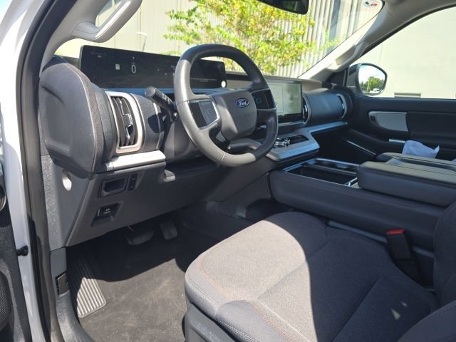 Certified 2025 Ford Expedition Active RWD image 11