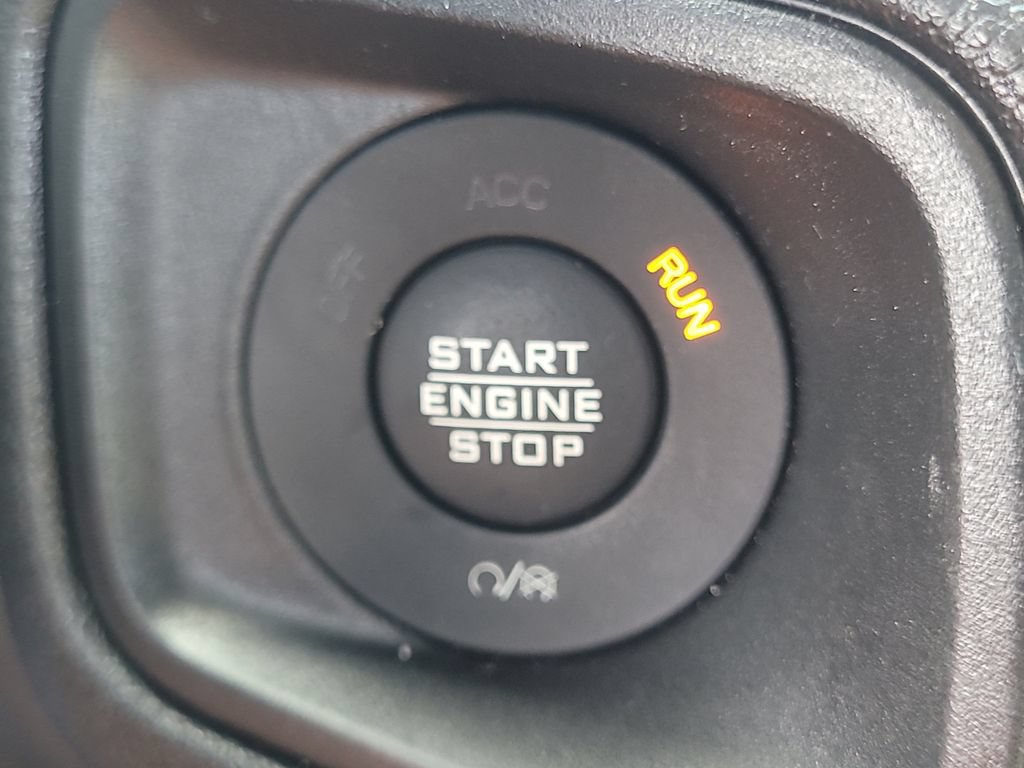 Used 2024 Jeep Wrangler Sport AWD/4WD image 22
