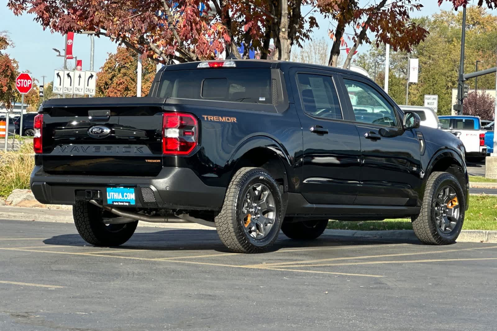 Certified 2024 Ford Maverick Tremor w/ Tremor Off-Road Package AWD/4WD image 2