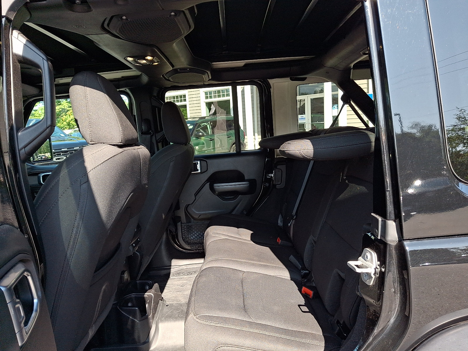 Used 2021 Jeep Wrangler Unlimited Sport AWD/4WD image 11