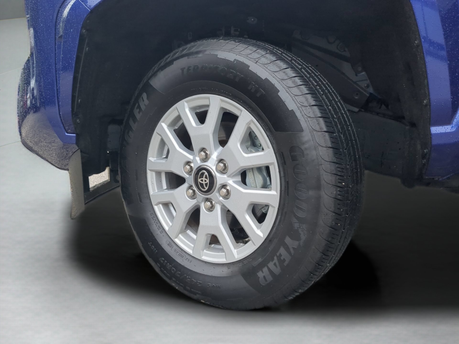 Used 2025 Toyota Tacoma SR5 RWD image 68