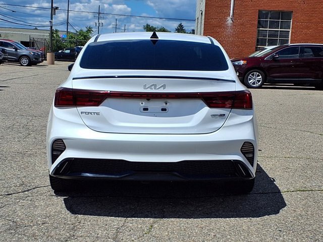 Used 2024 Kia Forte GT-Line w/ GT-Line Premium Package FWD image 20
