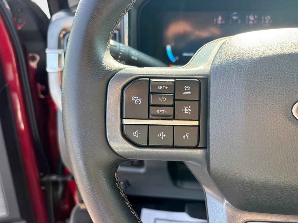 Certified 2025 Ford F350 Lariat w/ Lariat Ultimate Package AWD/4WD image 32