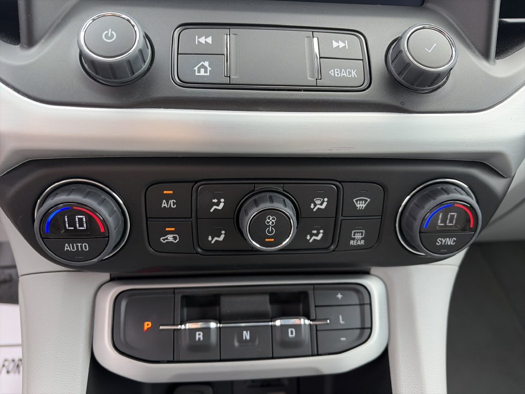 Used 2023 GMC Acadia SLT w/ Technology Package FWD image 26