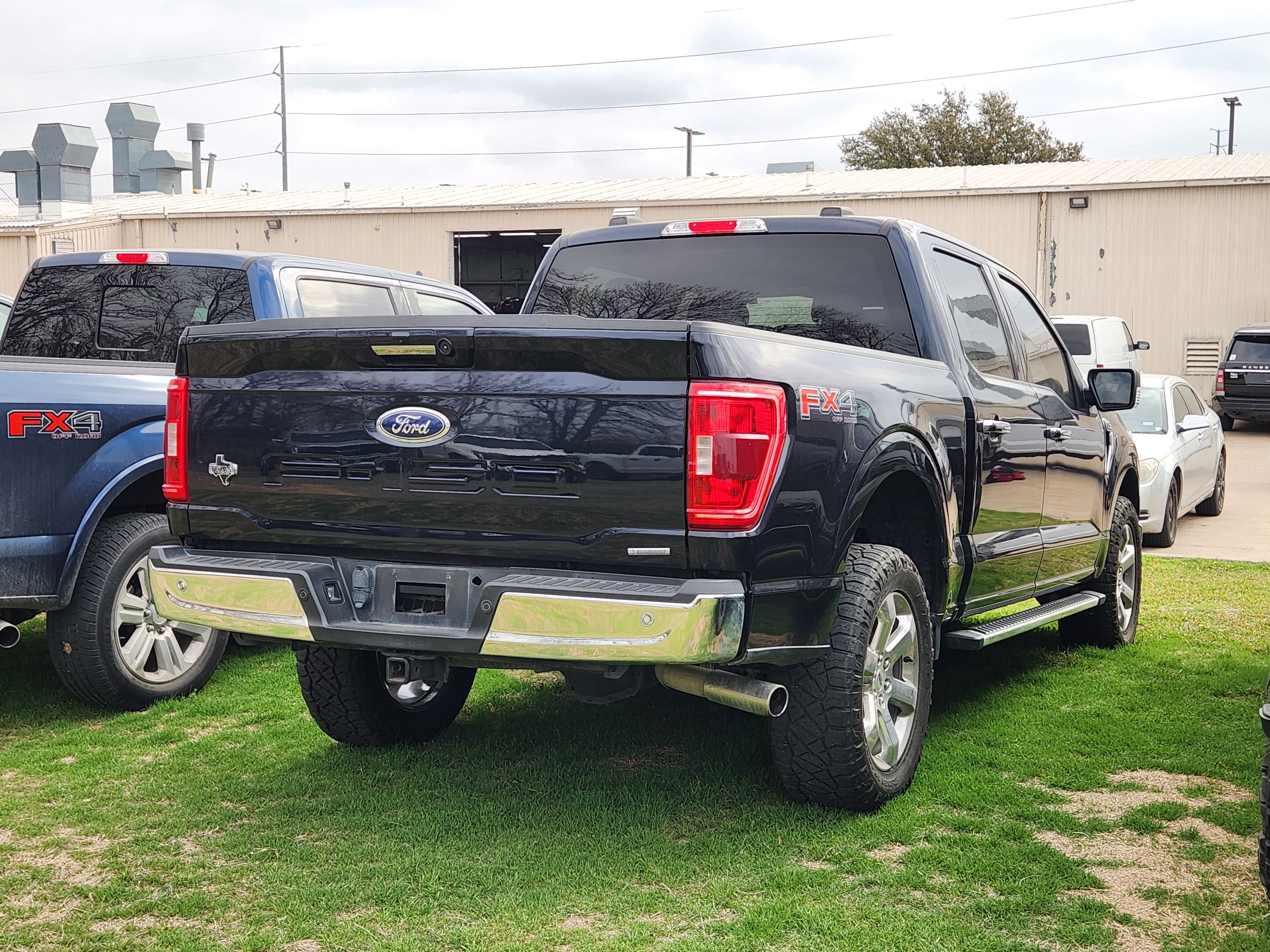 Certified 2022 Ford F150 XLT w/ Equipment Group 302A High image 4