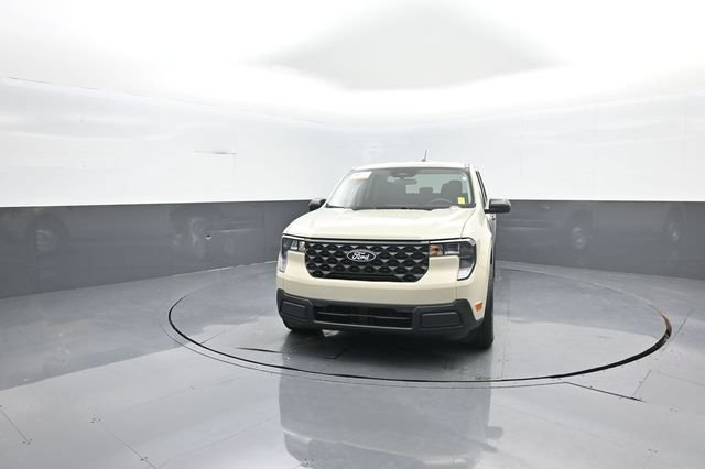 Certified 2025 Ford Maverick XL FWD image 3