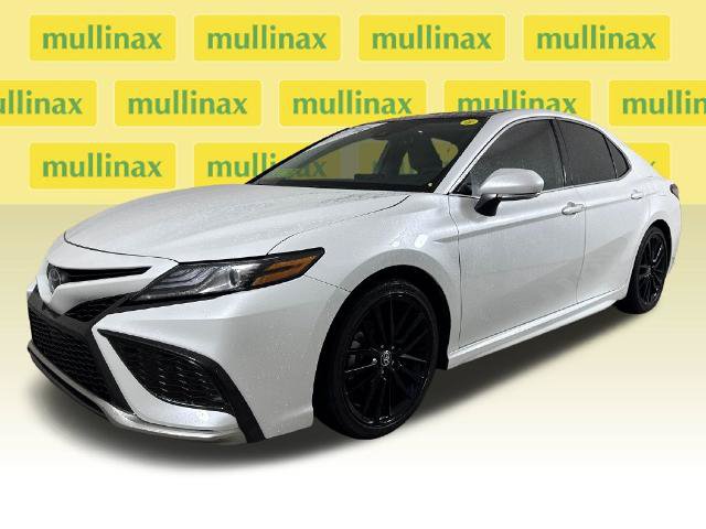 Used 2023 Toyota Camry XSE FWD image 12