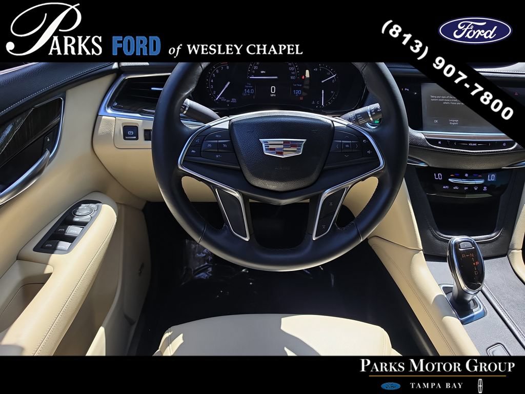 Used 2017 Cadillac XT5 FWD w/ LPO, Wheel Lock Package image 12