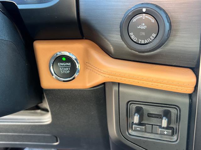 Certified 2023 Ford Expedition Platinum image 12