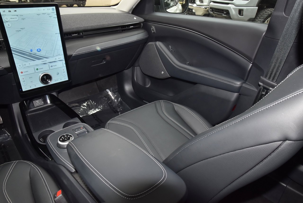 Certified 2023 Ford Mustang Mach-E Premium AWD/4WD image 17