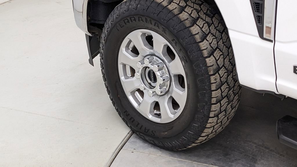Certified 2024 Ford F350 XLT AWD/4WD image 4