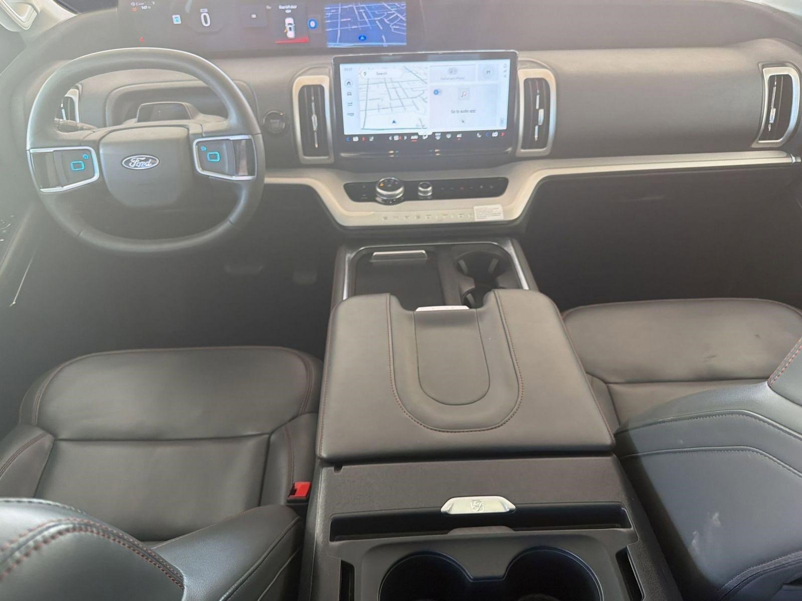 Certified 2025 Ford Expedition Active image 27