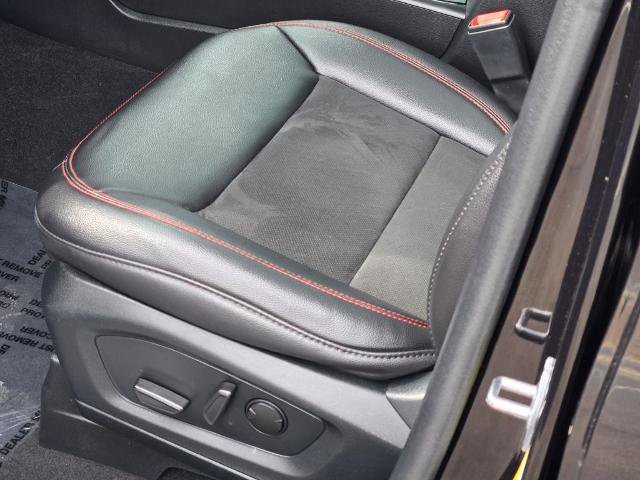 Certified 2023 Ford Explorer ST-Line w/ Class IV Trailer Tow Package image 27