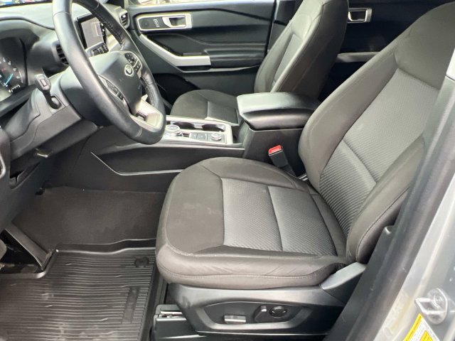 Certified 2024 Ford Explorer XLT AWD/4WD image 18