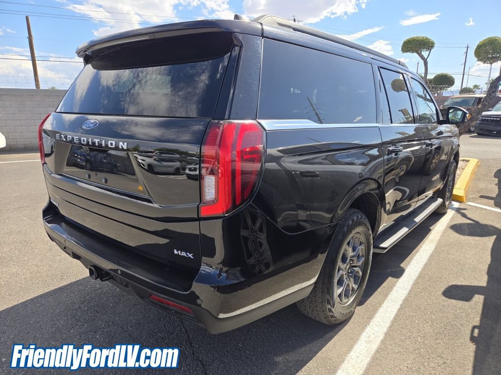 Certified 2025 Ford Expedition Max Active AWD/4WD image 2