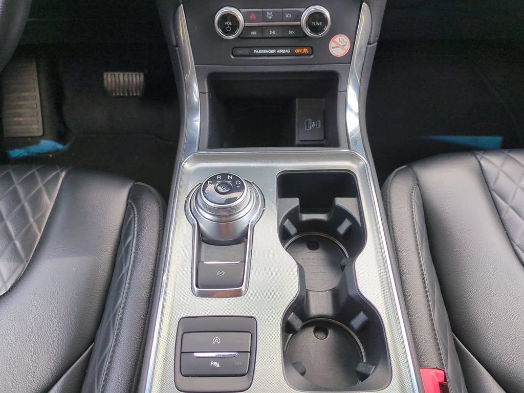 Certified 2024 Ford Edge Titanium AWD/4WD image 22