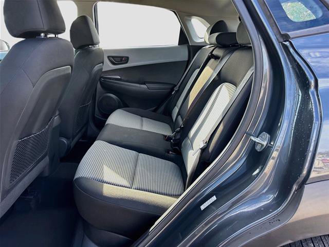 Used 2020 Hyundai Kona SE FWD image 23