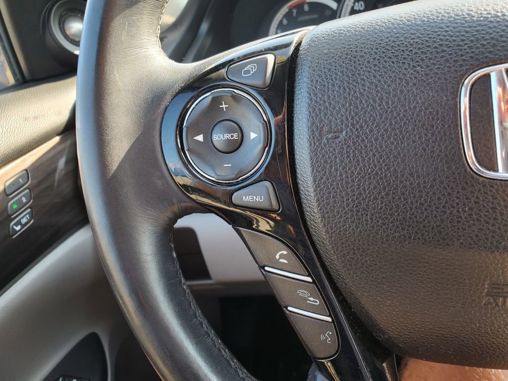 Used 2016 Honda Accord EX-L image 18