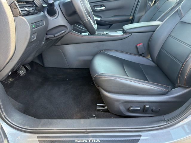 Used 2022 Nissan Sentra SR w/ SR Premium Package FWD image 14