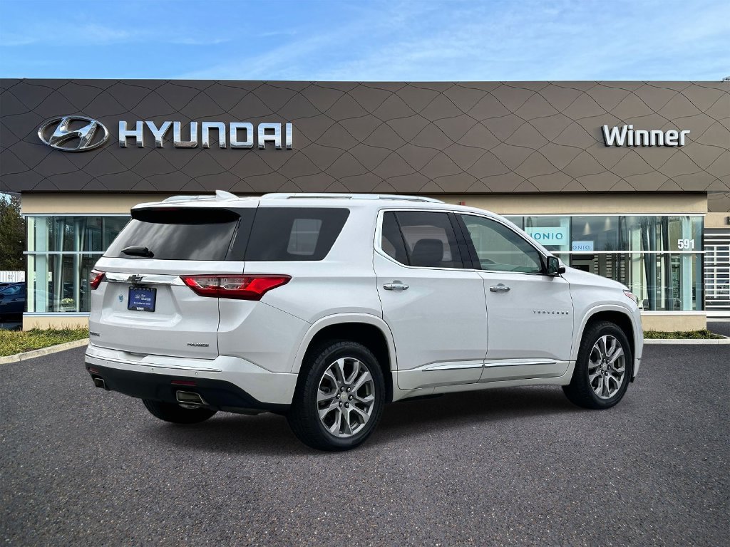 Used 2020 Chevrolet Traverse Premier w/ LPO, Floor Liner Package FWD image 4