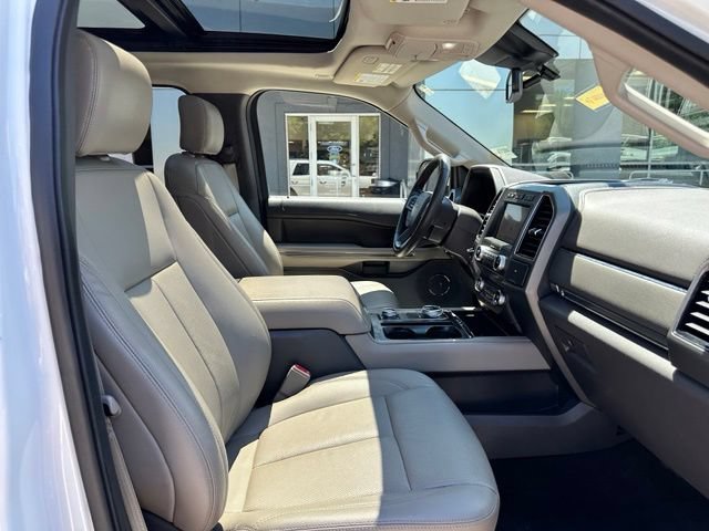 Certified 2020 Ford Expedition XLT w/ Equipment Group 202A AWD/4WD image 59