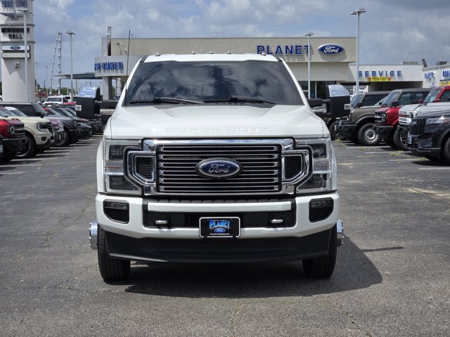 Certified 2022 Ford F350 Platinum w/ FX4 Off-Road Package AWD/4WD image 2