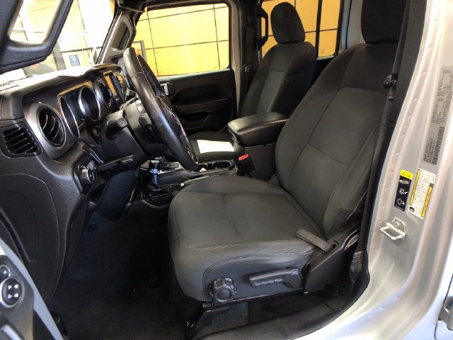 Used 2022 Jeep Wrangler Unlimited Sport AWD/4WD image 10
