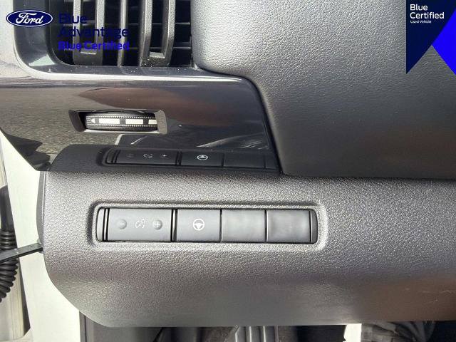 Used 2024 Nissan Pathfinder SV FWD image 31