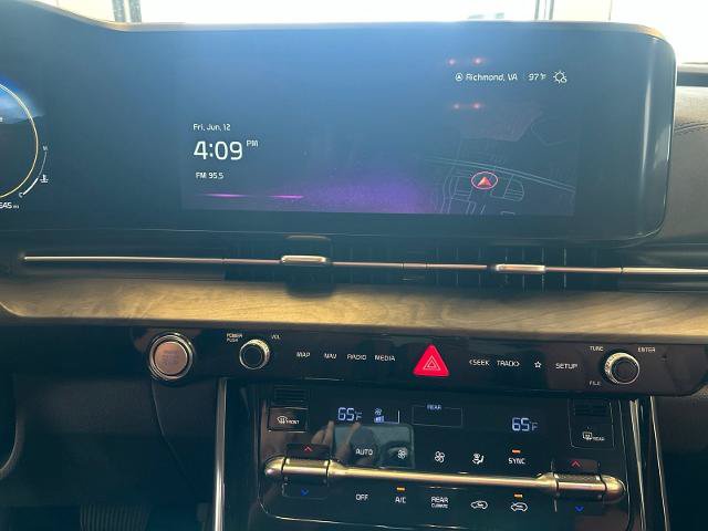 Used 2024 Kia Carnival SX FWD image 5