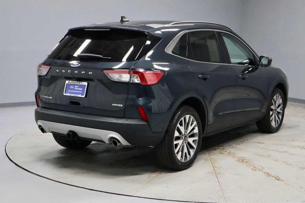 Certified 2022 Ford Escape Titanium w/ Class II Trailer Tow Package AWD/4WD image 12