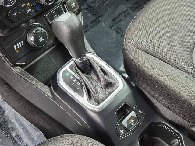 Used 2023 Jeep Renegade Latitude image 21