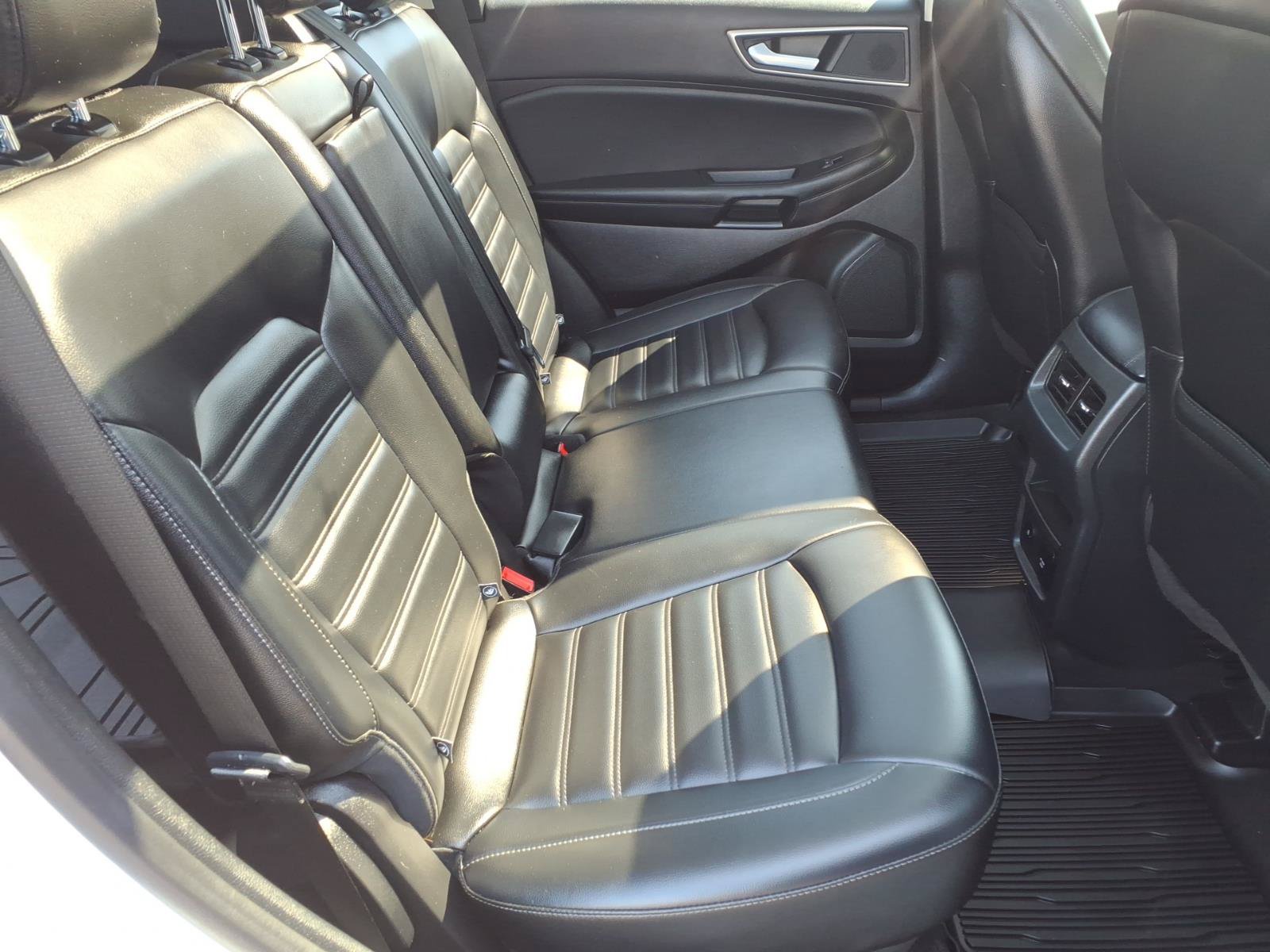 Certified 2022 Ford Edge SEL w/ Convenience Package AWD/4WD image 24