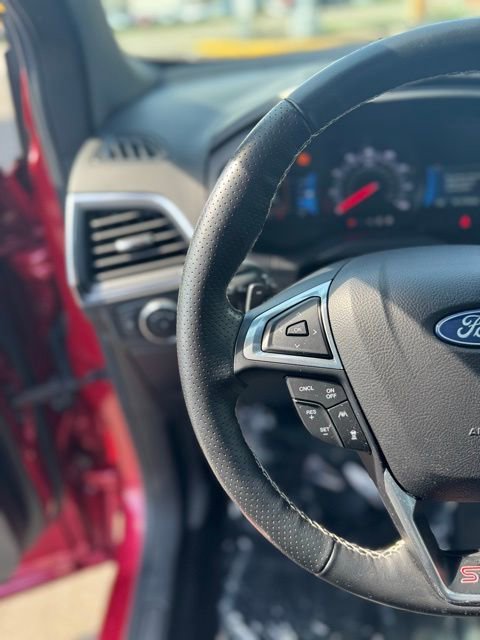 Certified 2022 Ford Edge ST w/ Equipment Group 401A AWD/4WD image 15