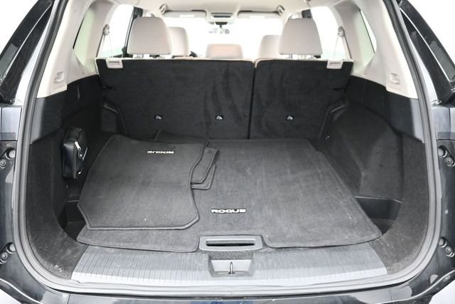Used 2025 Nissan Rogue SV FWD image 26