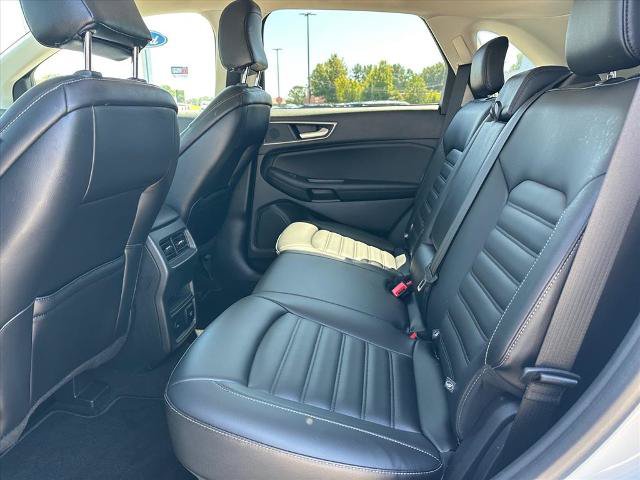Certified 2024 Ford Edge SEL w/ Convenience Package AWD/4WD image 15