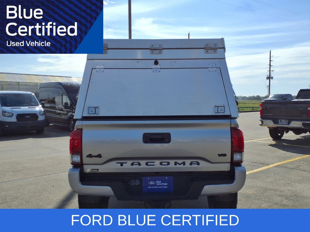 Used 2022 Toyota Tacoma SR5 w/ Technology Package AWD/4WD image 5