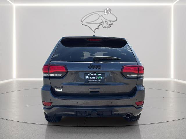 Used 2020 Jeep Grand Cherokee Altitude AWD/4WD image 4
