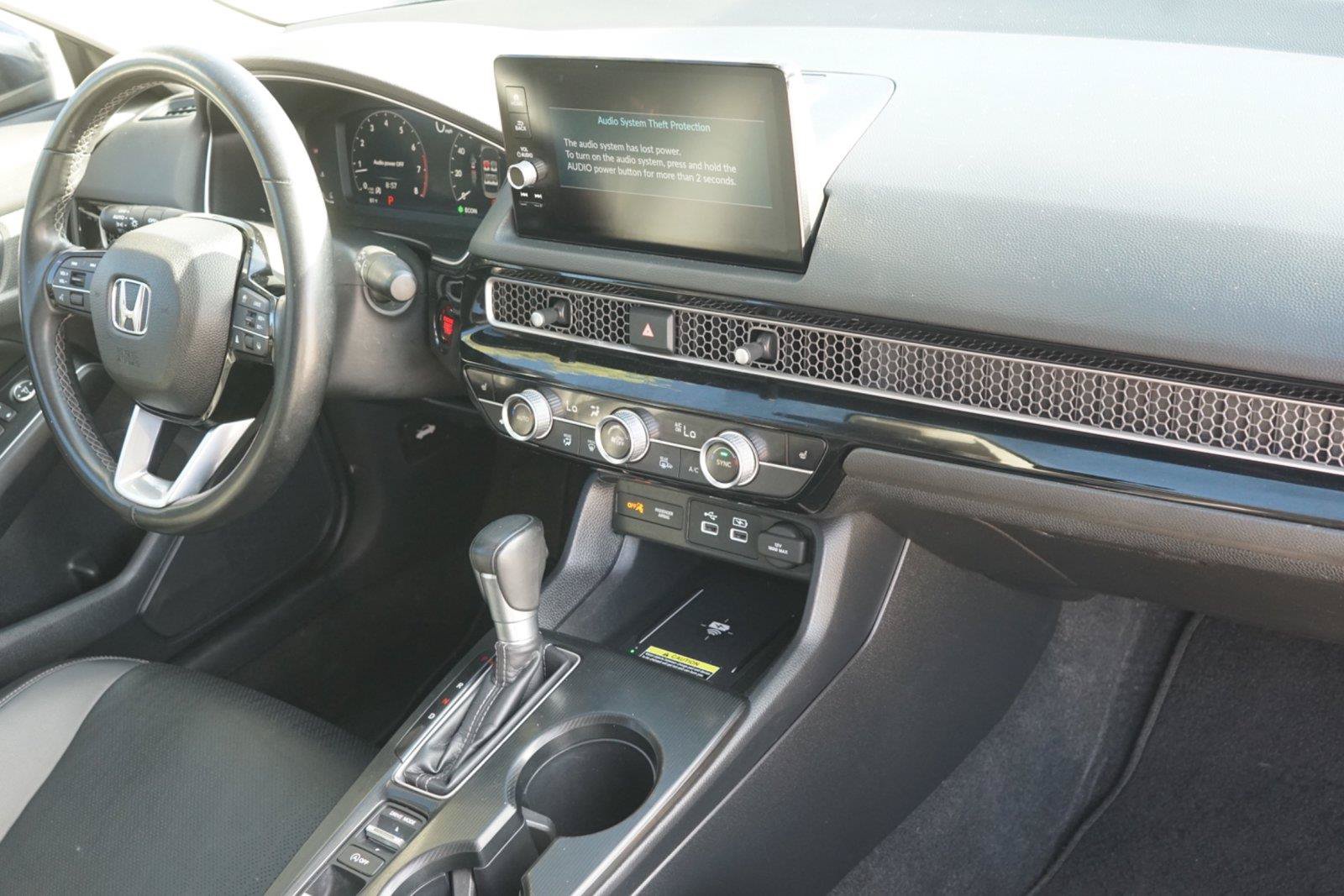 Used 2024 Honda Civic Touring image 27